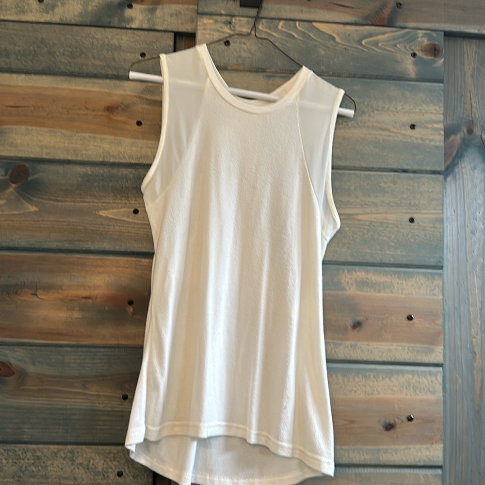 Zyia cream boyfriend mesh tank!  Size medium